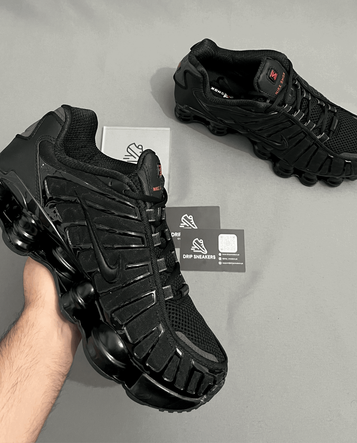 Nike Shox "Black" - Drip Sneakers