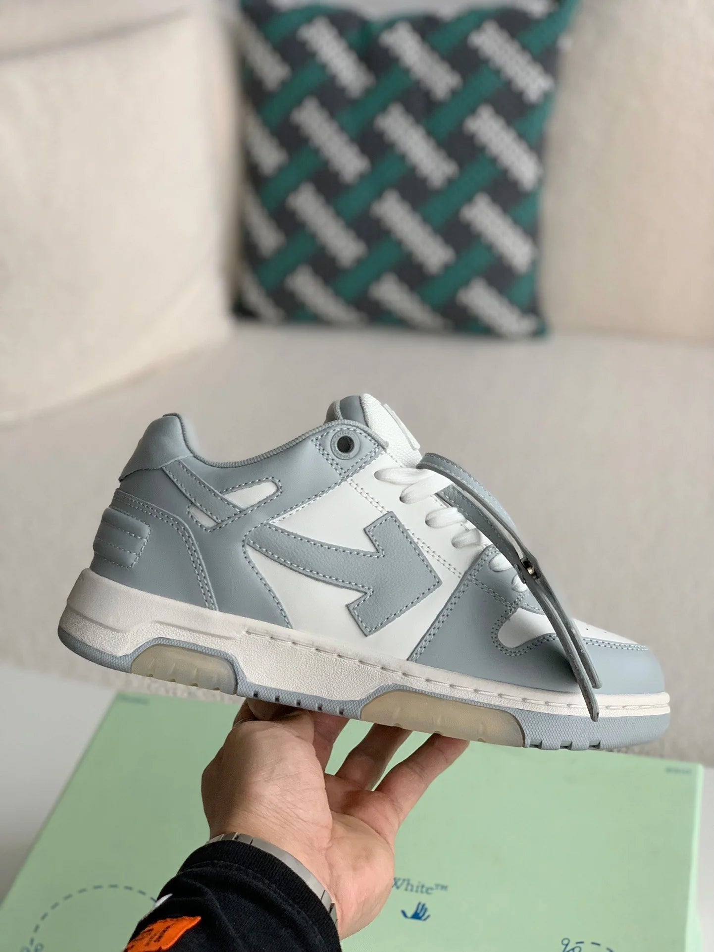 Off-White Out of Office "Grey"