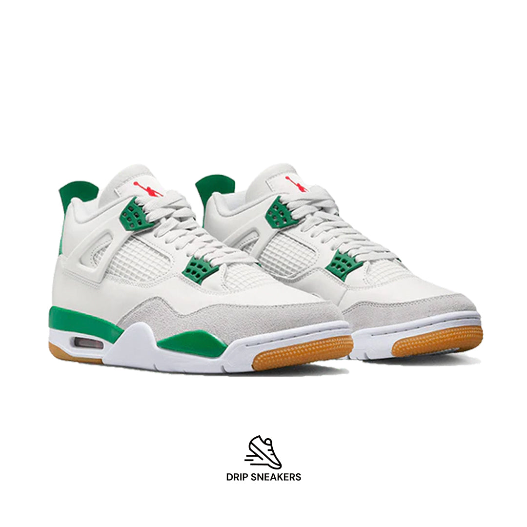 Air Jordan 4 "Pine Green"