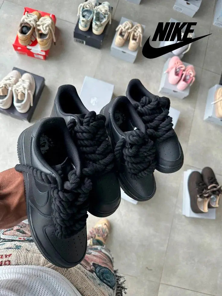 Nike DRIP SNEAKERS®