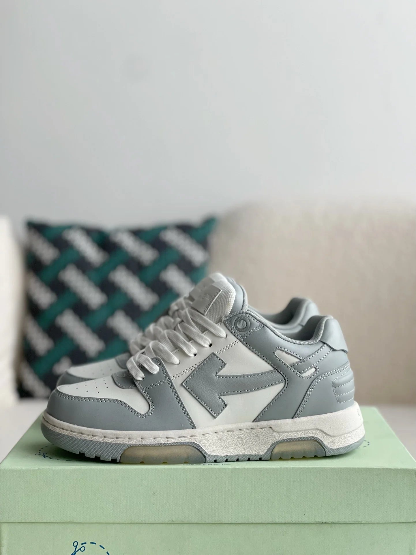 Off-White Out of Office "Grey"