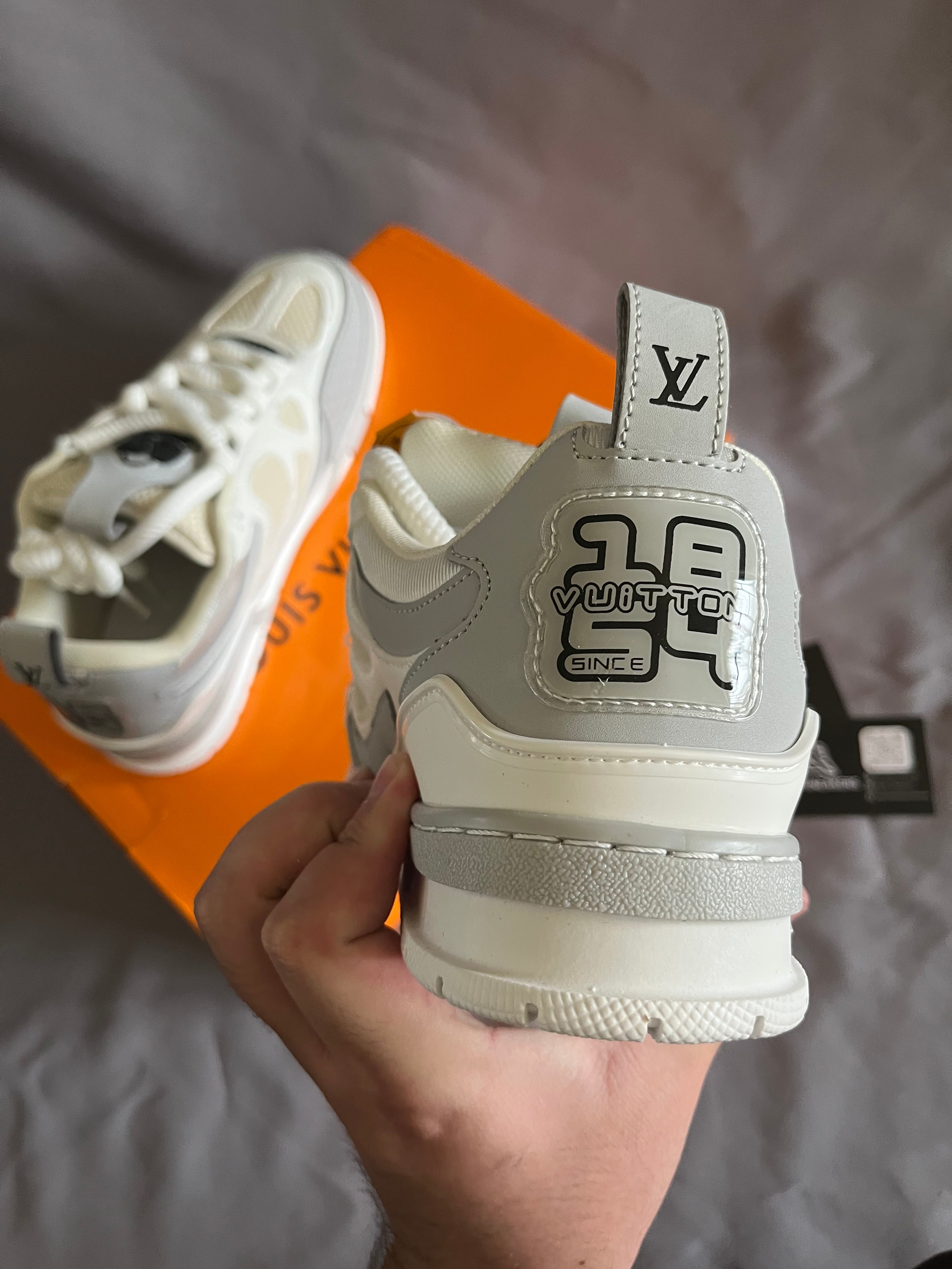 LV Skate "Grey"